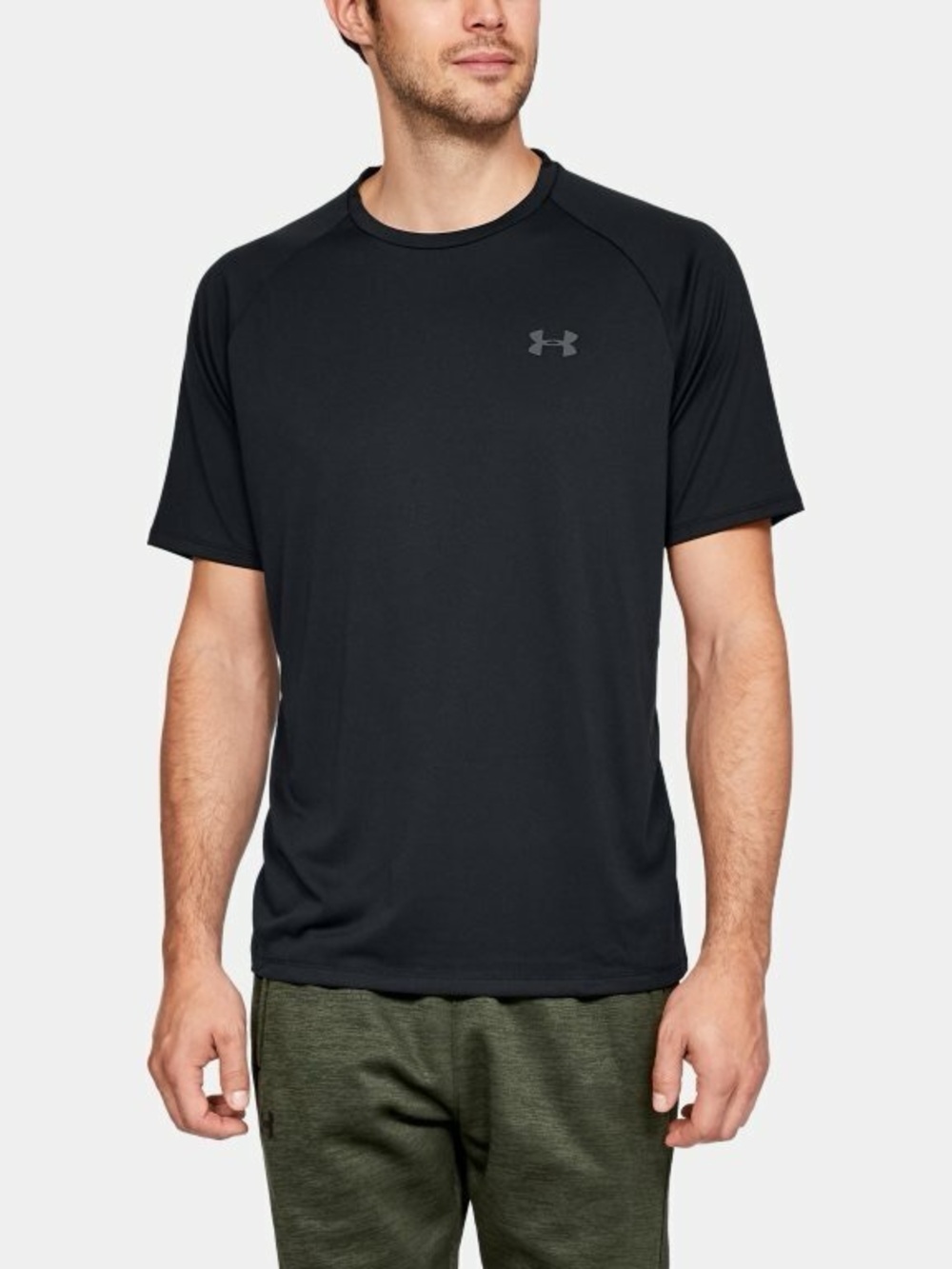 Under Armour Black Short Sleeve Athletic Crew Neck Tee - Picture 1 of 4